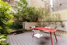 Location meublée confortable avec 3 chambres avec terrasse à Alésia en face de Montsouris Paris 14ème arrondissement