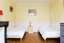 Location meublée mensuelle d'un F3 agréable avec 2 chambres pour 5 à Montparnasse Paris 14ème