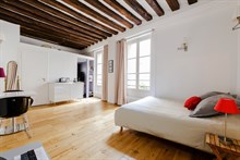 Location meublée d'un studio confortable pour 2 personnes à Maubert Mutualité dans le quartier Latin Paris 5ème