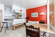 Location à la semaine en courte durée pour 2 d'un appartement de 2 pièces rue de Sèvres à Duroc Paris 6ème