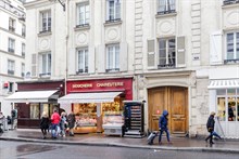 Location meublée confortable d'un F2 pour 2 personnes situé rue de Sèvres à Duroc Paris 6ème