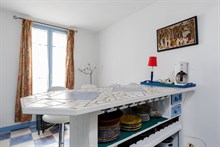 Location meublée confortable d'un appartement de 3 pièces avec 2 chambres doubles à Plaisance Paris 14ème
