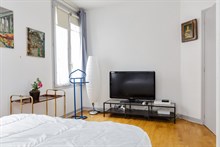 Location meublée agréable d'un F3 agréable avec 2 chambres doubles pour 4 à Plaisance Paris 14ème