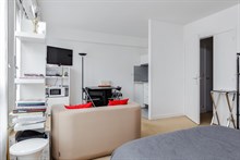 A louer à la semaine superbe studio pour 2 personnes à Cambronne Paris 15ème arrondissement