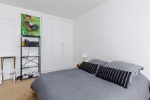 Location meublée mensuelle d'un studio confortable pour 2 à Cambronne Paris 15ème arrondissement