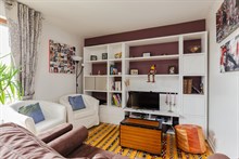Location meublée confortable d'un appartement avec 2 chambres et spacieuse terrasse à Montrouge