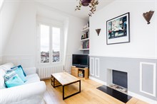 A louer à la semaine bel appartement de 3 pièces avec 2 chambres et vue Tour Eiffel à Montparnasse Paris 15ème
