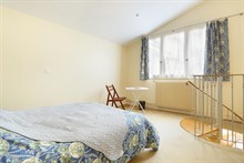 Location meublée mensuelle d'un F2 en duplex pour 2 ou 4 personnes à Denfert Rochereau Paris 14ème