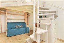 Location meublée à la semaine d'un studio confortable pour 2 ou 3 personnes à Montparnasse Paris 15ème