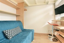 Location meublée à la semaine d'un studio confortable et refait à neuf pour 2 ou 3 personnes à Montparnasse Paris 15ème