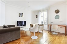 Location meublée mensuelle en courte durée d'un bien de standing avec 2 chambres à Denfert Rochereau Paris 14ème