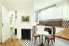A louer en courte durée à la semaine appartement meublé de 3 pièces avec 2 chambres doubles avenue de Saxe Paris 7ème