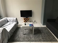 A louer en courte durée au mois bel appartement de 2 pièces type loft Paris 19ème