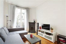 A louer à la semaine bel appartement de 2 pièces pour 4 personnes à Convention Paris 15ème arrondissement