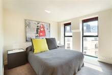 Location meublée à la semaine d'un duplex avec 2 chambres rue Laugier à Pereire Paris 17ème