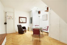 A louer en temporaire appartement meublé et moderne type F2 pour 2 dans le Village d'Auteuil Paris 16ème