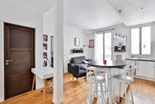 Location meublée à la semaine d'un F2 moderne pour 3 à Montmartre, Jules Joffrin, Paris 18ème