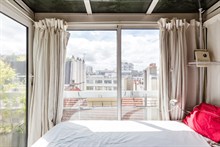 Location meublée à la semaine d'un appartement en duplex avec terrasse pour 2 à Nation Paris 11ème arrondissement