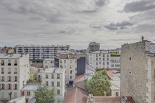 Location meublée à la semaine d'un studio meublé moderne pour 2 personnes à Levallois