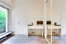 Location meublée de longue durée au mois d'un studio refait à neuf à La Motte Picquet Grenelle Paris 15ème