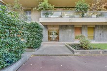 Location meublée de longue durée d'un studio refait à neuf pour 2 à La Motte Picquet Grenelle Paris 15ème