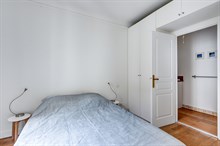 Location meublée annuelle d'un appartement de 2 pièces confortable aux Batignolles Paris 17ème arrondissement