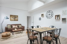 Location meublée de courte durée d'un appartement type loft de 2 chambres à Charles Michels Paris 15ème arrondissement