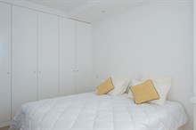 Location meublée mensuelle d'un appartement de type loft de 2 chambres doubles à Charles Michels Paris 15ème arrondissement