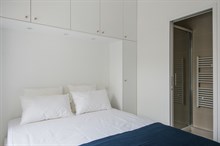 Location saisonnière d'un appartement de 3 pièces refait à neuf avec 2 chambres et grande terrasse à Charles Michels Paris 15ème arrondissement