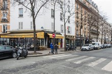 Location meublée de standing d'un appartement de 2 chambres doubles confortables avec terrasse rue Saint Charles Paris à Beaugrenelle 15ème arrondissement