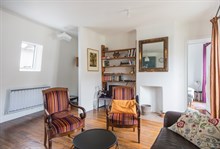 Location meublée de courte durée au mois d'un appartement de 2 pièces au style moderne à Montmartre Paris 18ème