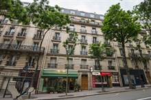 Location meublée confortable en courte durée au mois d'un appartement de 2 pièces à Montmartre Paris 18ème