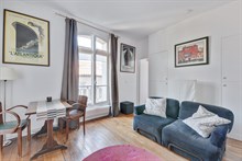 Location meublée mensuelle d'un appartement de 3 pièces confortable avec 2 chambres à Jules Joffrin Montmartre Paris 18ème