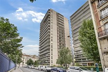F3 de standing pour une famille à louer à la semaine avec balcon terrasse à Montsouris Paris 14ème arrondissement