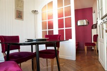 Appartement en location courte durée pour 6 personnes rue de Condorcet Paris IXe