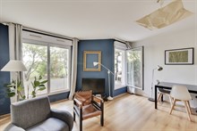 Location meublée à la semaine d'un grand appartement de 3 pièces avec terrasse à Levallois-Perret