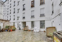 Location meublée mensuelle en courte durée au mois d'un studio confortable à Gambetta Bagnolet en face de Père Lachaise, Paris 20ème