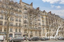 Location meublée en bail mobilité d'un F3 avec 2 chambres à Raspail Montparnasse Paris 14ème