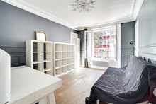 Location meublée de longue durée d'un grand appartement F4 meublé à Montparnasse Paris 15ème