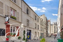 Location meublée à l'année d'un studio alcôve confortable pour 2 meublé et moderne à Montparnasse Paris 15ème