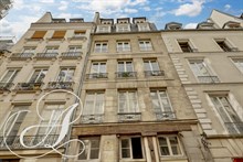 A louer à la semaine en saisonnier appartement de standing studio en mezzanine pour 4 île Saint-Louis Marais Paris 4ème arrondissement
