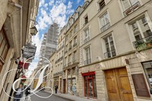 Location meublée à la semaine d'un F2 en duplex pour 2 ou 4 personnes île Saint-Louis Marais Paris 4ème arrondissement