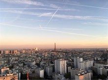 Location meublée mensuelle en bail mobilité d'un studio avec piscine dans l'immeuble Montparnasse Plaisance Paris 15ème