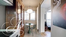 Location meublée en bail mobilité d'un studio de luxe pour 2 avec balcon à Montparnasse Paris 15ème