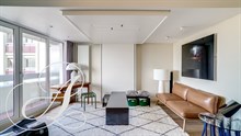 Location meublée en bail mobilité d'un studio de luxe pour 2 avec balcon à Montparnasse Paris 15ème