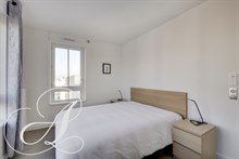 Location meublée d'un appartement moderne de 3 pièces refait à neuf et moderne avec balcon et parking à Boulogne Billancourt