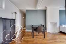 Location en bail mobilité d'un appartement de 2 pièces moderne à Guy Moquet Montmartre Paris 18ème