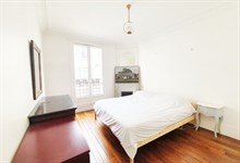 Location meublée annuelle d'un F3 confortable avec 2 chambres à la Motte Picquet-Grenelle Paris 15ème