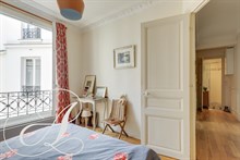 Appartement de 2 pièces à louer en courte durée à la semaine pour 2 personnes à Montmartre Paris 18ème