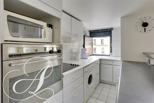 Location meublée annuelle d'un duplex de 2 pièces rue Laugier à Ternes Pereire Paris 17ème